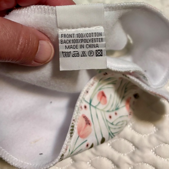 The baby Izza Dog bandana - Picture 4 of 4